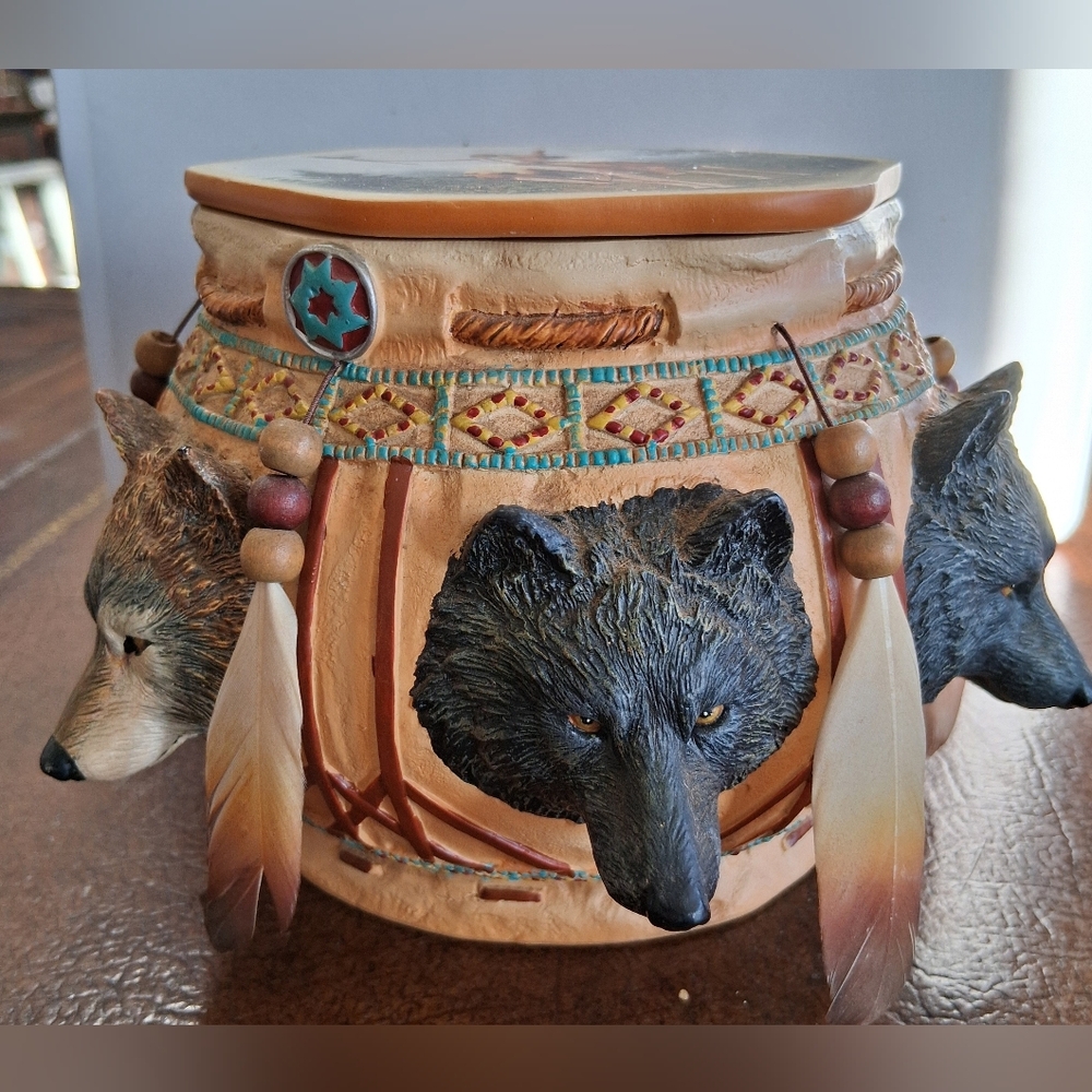 Bradford Exchange The Spirit Of The Wolf Keepsake Trinket Box Chuck Ren 2005